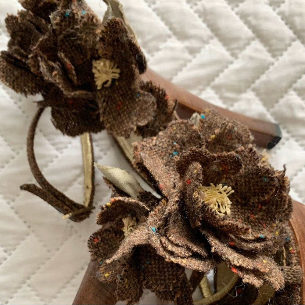 Dolce & Gabbana vintage tweed flower platform sandals heels, 7 - Picture 14 of 16